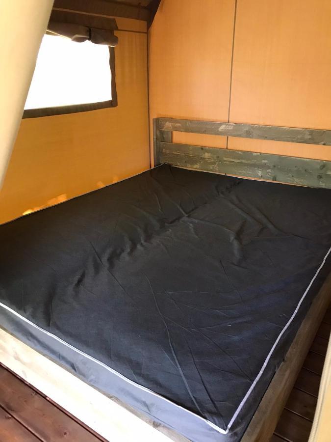 Hotel Camping Le Mondou Saint-Julien-de-Lampon Exterior foto